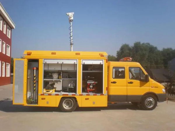 排涝抢险车
